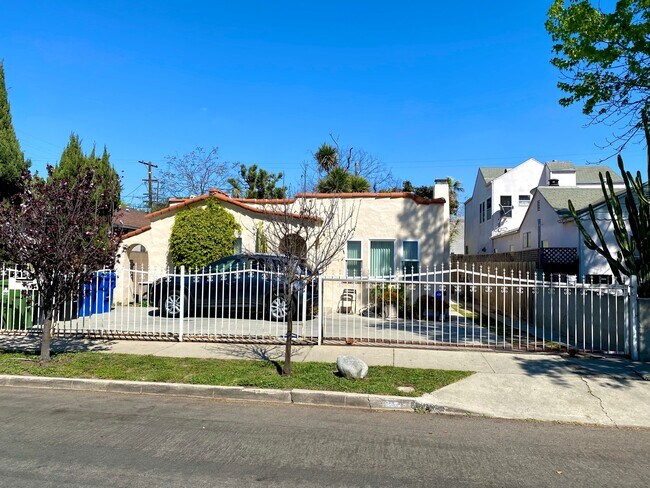 Property - 3614 Veteran Ave