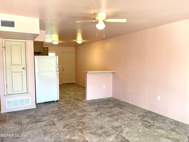 Foto del edificio - 445 Gallagher St