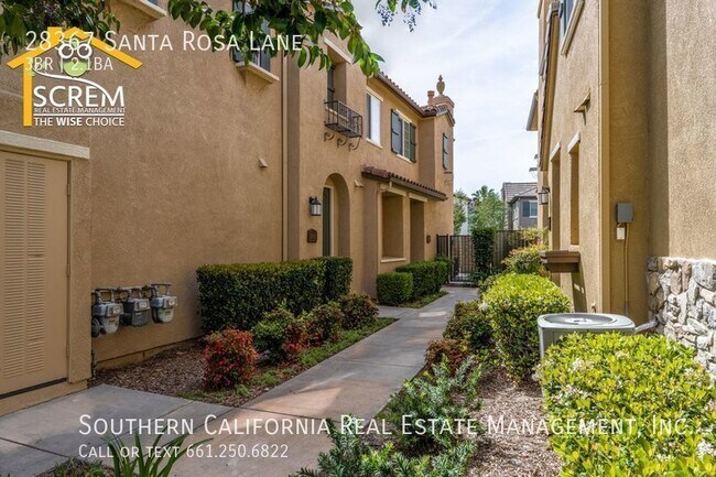 Building Photo - Three Bedroom Townhome in Saugus