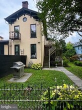 Building Photo - 42 River Dr