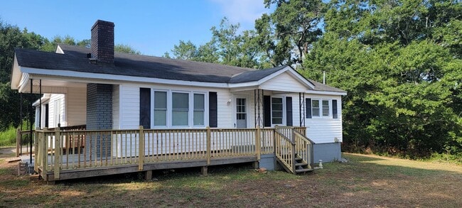 Photo - 10326 Cumming Hwy House