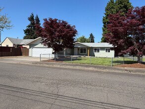 Building Photo - 183 E Dodge St