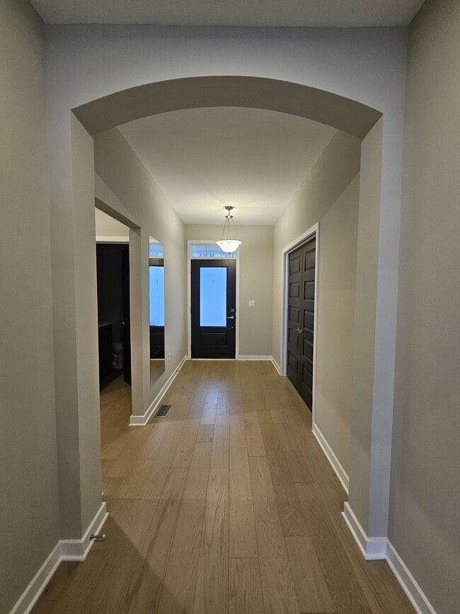 Foto del edificio - 228 Oakhurst Wy