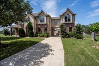 Building Photo - 2034 Baker Estates Dr