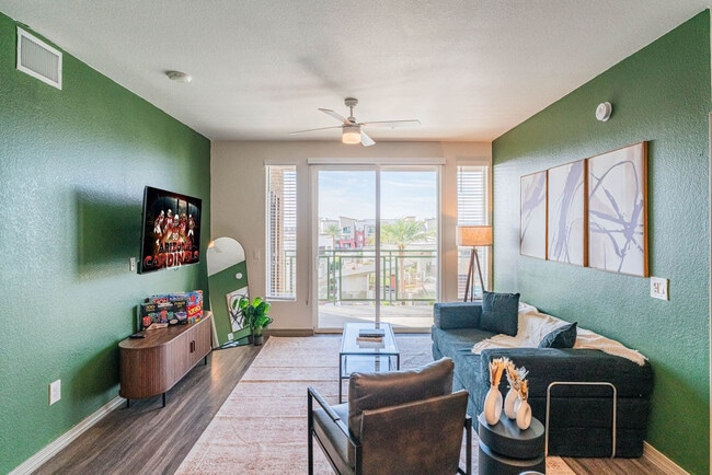 Building Photo - 9600 W Georgia Ave