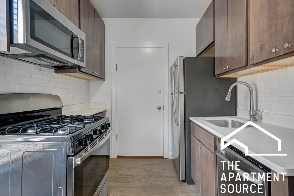 Photo - 2641 N Spaulding Ave (Chicago, IL)