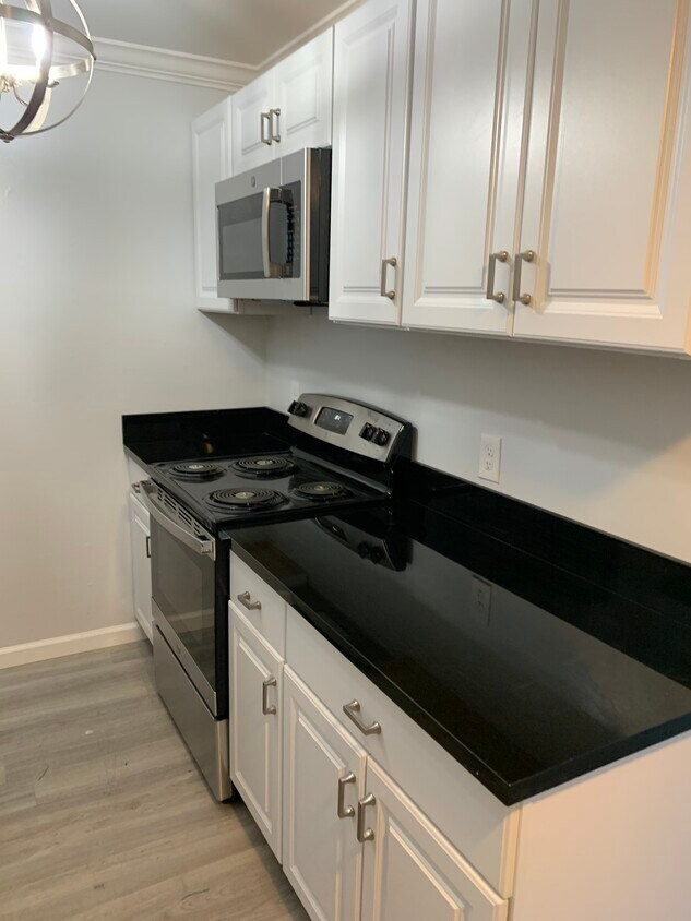 402 Boardwalk Ave Unit 22, San Bruno, CA 94066 Condo for Rent in San Bruno, CA