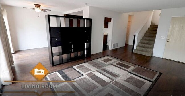 Building Photo - 13461 Pepperdine Ln