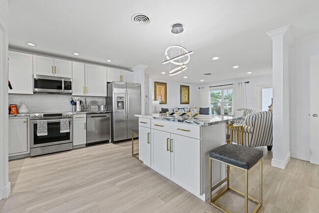 Foto del edificio - 1741 NW 39th St