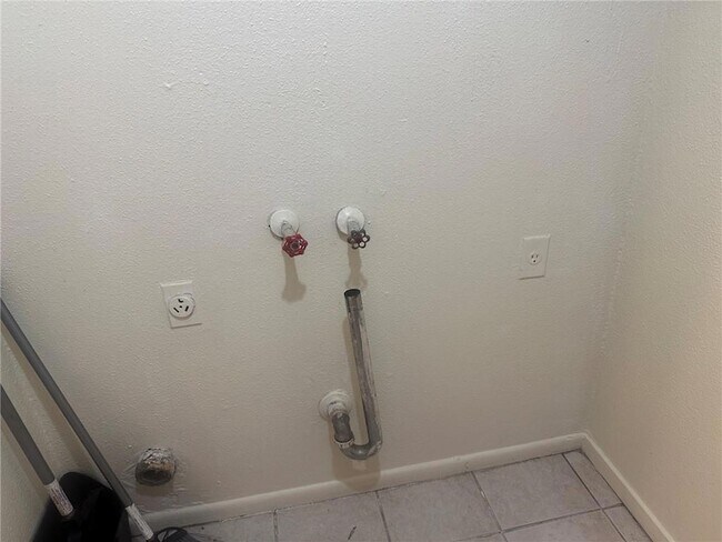 Foto del edificio - 4028 Quincy St