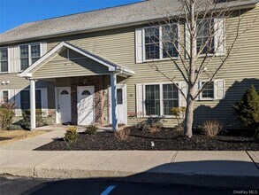 Building Photo - 68 Aveonis Ct