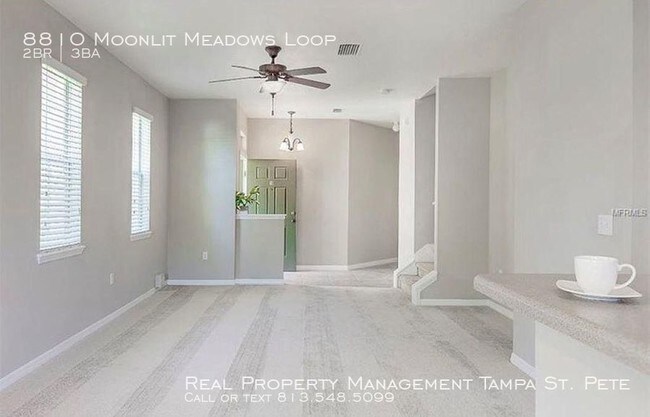 Foto del edificio - 8810 Moonlit Meadows Loop