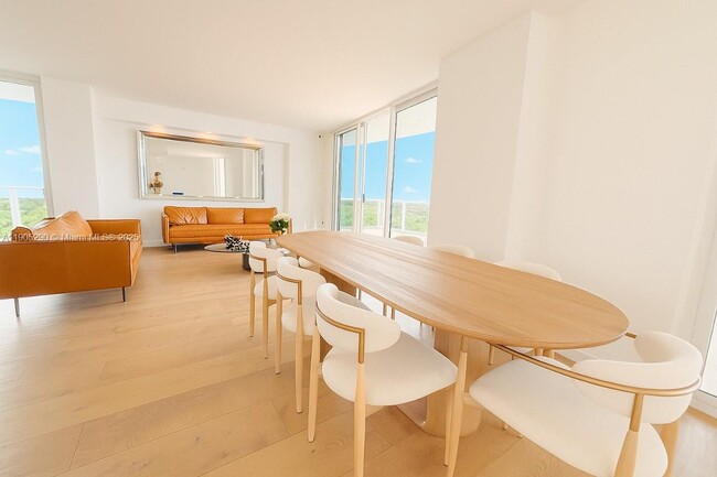 Building Photo - 4250 Biscayne Blvd