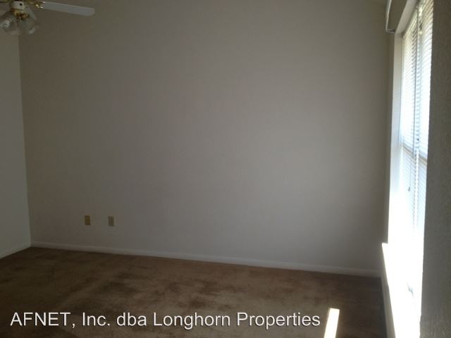 Building Photo - 4203 Josh Dr