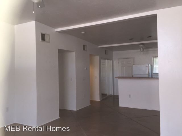 Foto del edificio - 272 E Calle Arizona