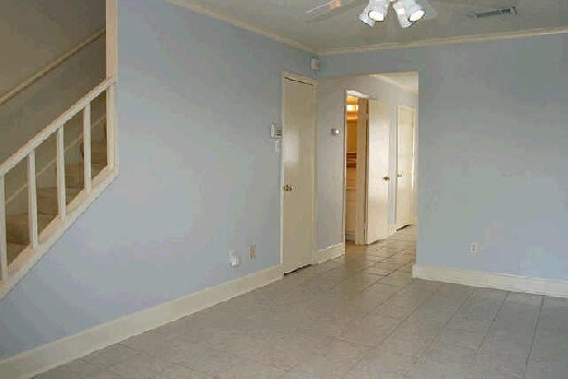 Building Photo - 3999 Tanglewilde St