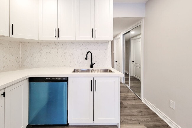 Photo du bâtiment - 2 Kline's Ave