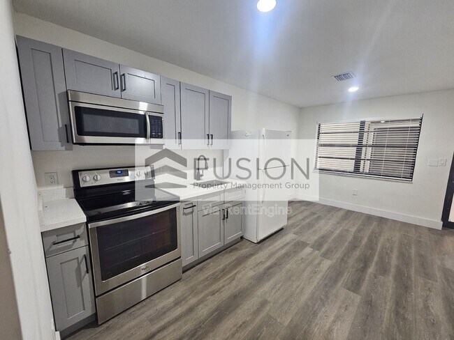 Photo - 1730 Acapulco Dr Apartment