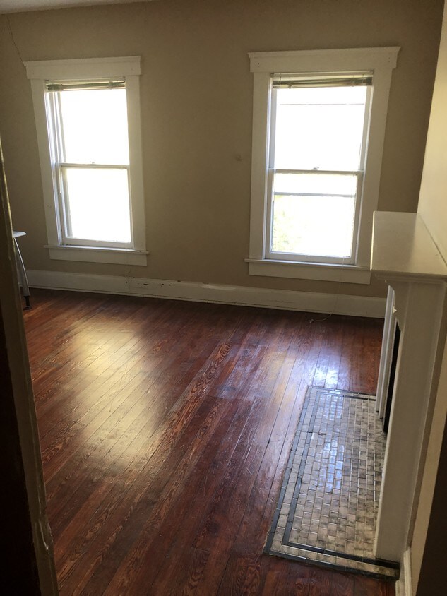 Foto principal - 117 W Hubbard Ave