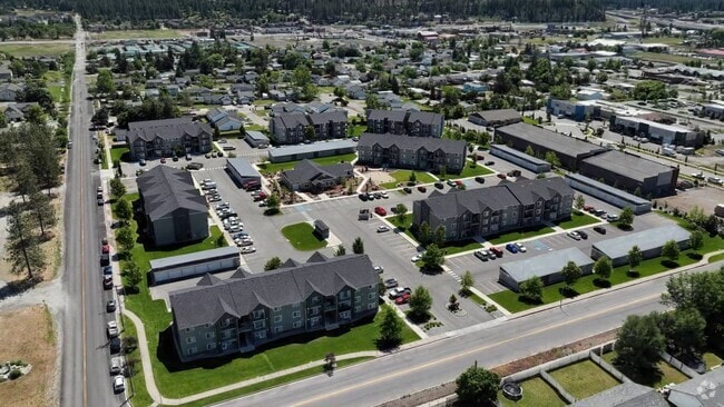  - Crossroads Apartments