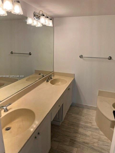 Building Photo - 2000 Towerside Terrace