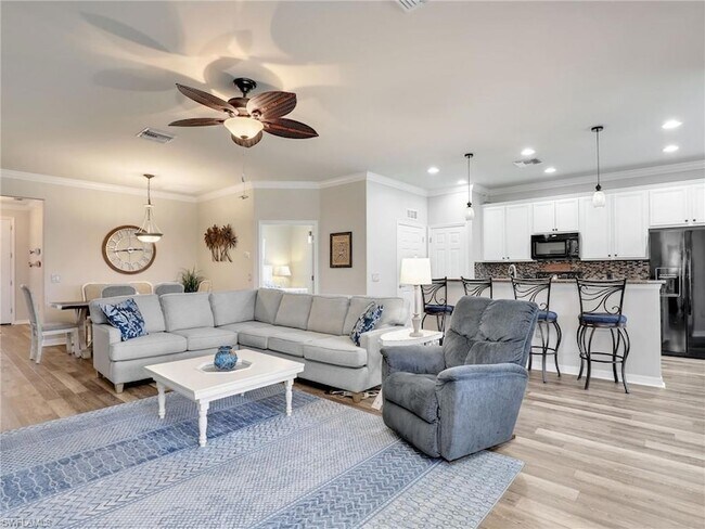 Foto del edificio - 15100 Danios Dr