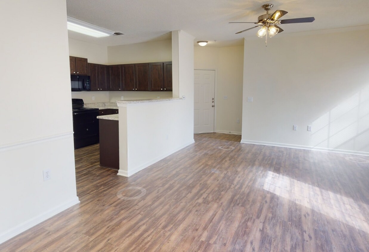 Photo - Crowne Park Apartments