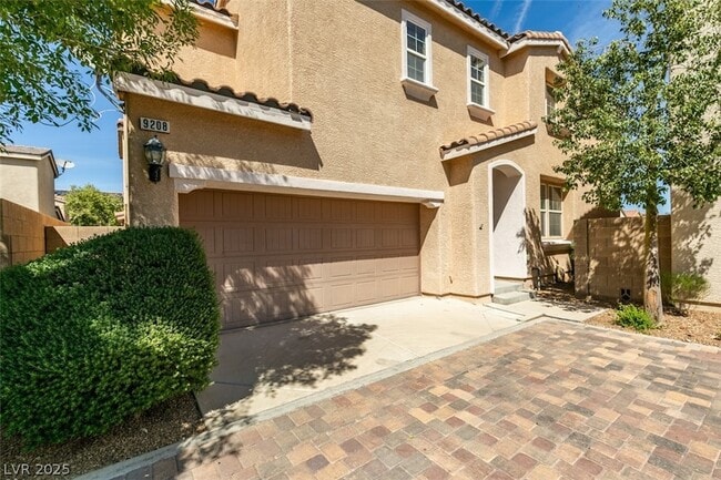 Foto del edificio - 9208 Red Knoll St