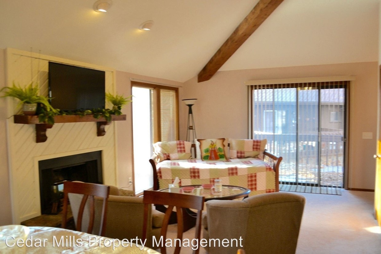 2421 S Yellowstone St, Wichita, KS 67215 House Rental in Wichita, KS