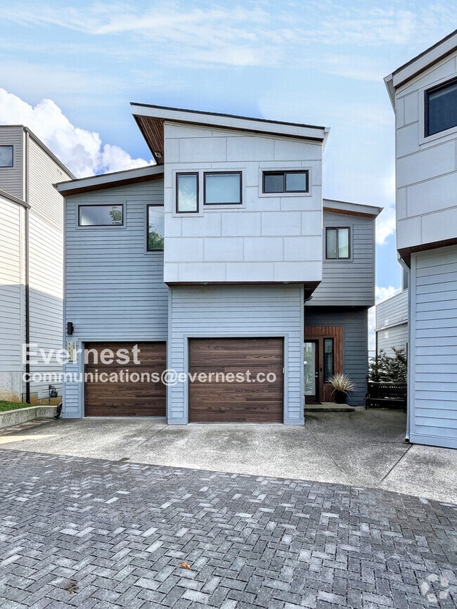 Building Photo - 118A Fern Ave