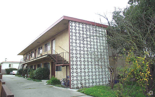 Building Photo - 1622 Berkeley Way