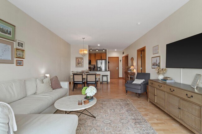 Foto del edificio - 1550 E Royall Pl