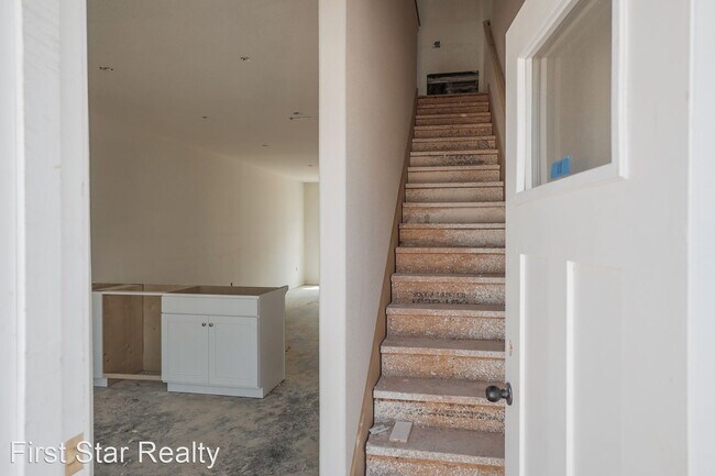 Foto del edificio - 2 br, 2.5 bath House - 654 N Littlefield-U...