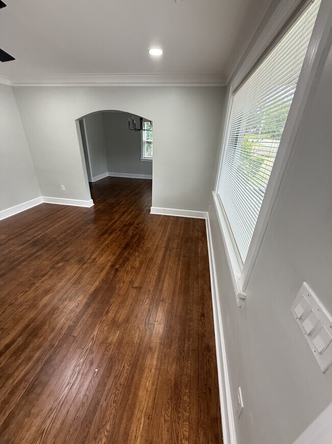 Foto del edificio - 2822 E Wynnton Ln