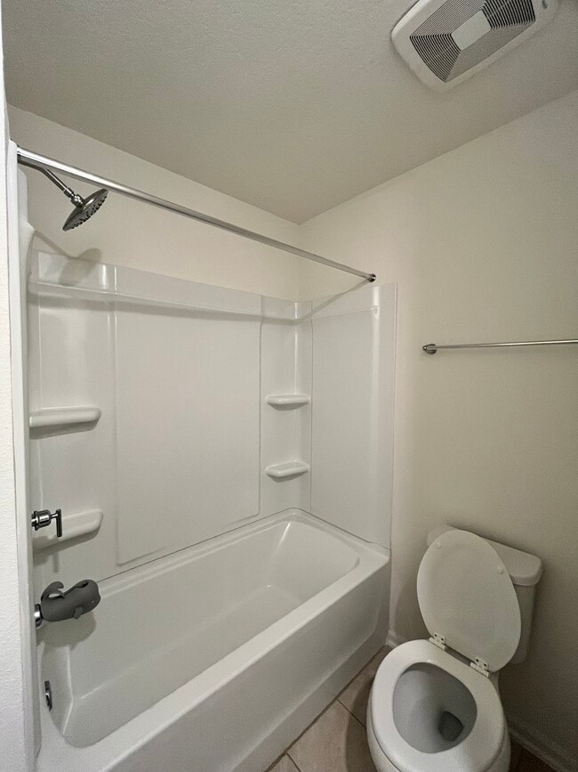 Foto del edificio - 9877 Fiddleback Ln