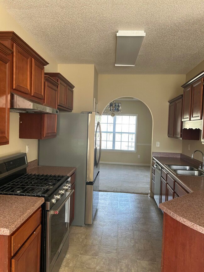 Foto del edificio - 8516 Boothes Ridge Dr
