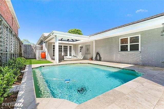Primary Photo - 4 br, 4 bath House - 6565 Milne Ave