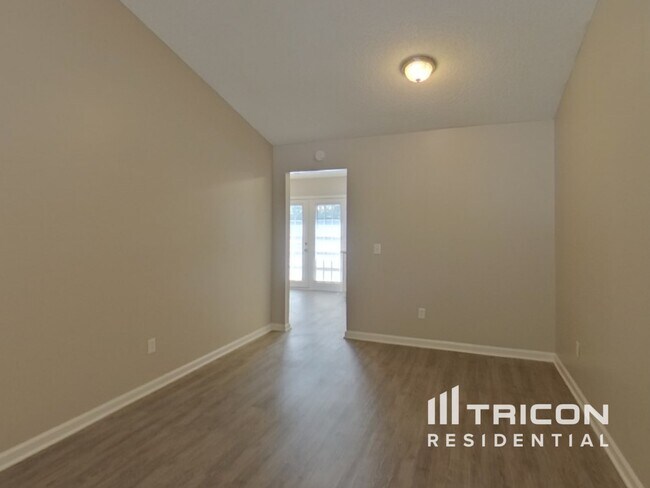 Building Photo - 216 Amber Chase Ct