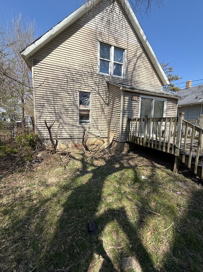 Foto del edificio - 767 E Whitmer St