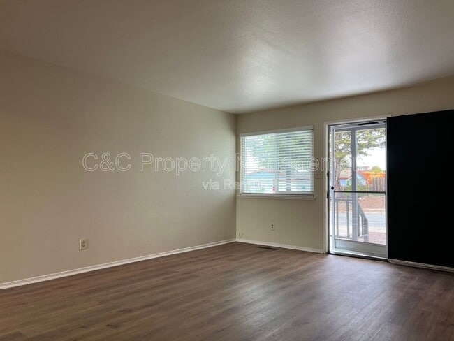 Building Photo - 478 Crivello Rd