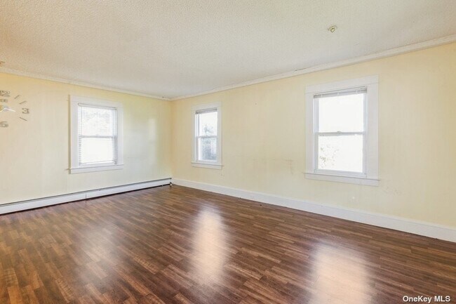 Foto del edificio - 73 East Ave