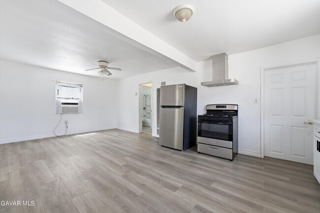 Foto del edificio - 4851 W Ave M8