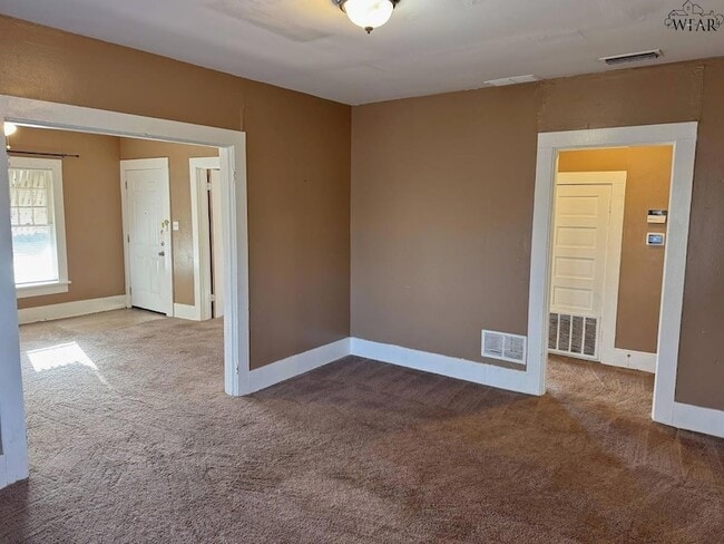 Building Photo - 1604 Britain St