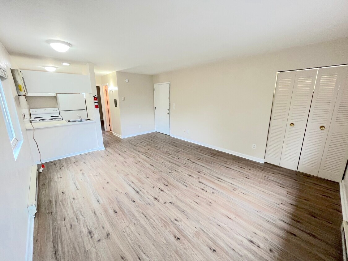 1126 Sparrow Rd, Chesapeake, VA 23325 Rentals in Chesapeake at 1126