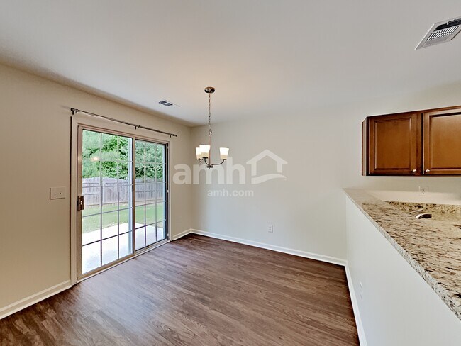 Foto del edificio - 3065 Carnegie Hall Ct