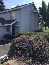 Building Photo - 160 Tammy Cir