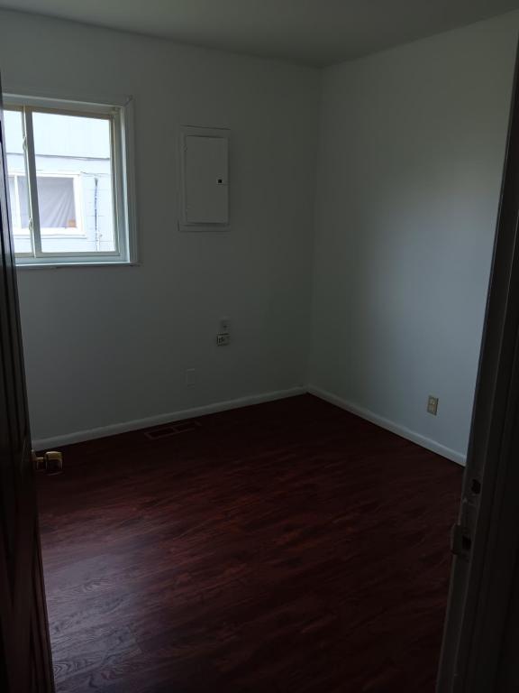 Building Photo - 3131 Clearwater St NW