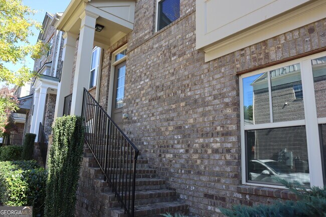 Foto del edificio - 561 Sunset Park Dr