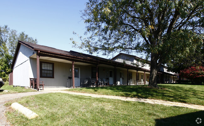 Building Photo - Amherst Meadows Commons 55+ Living