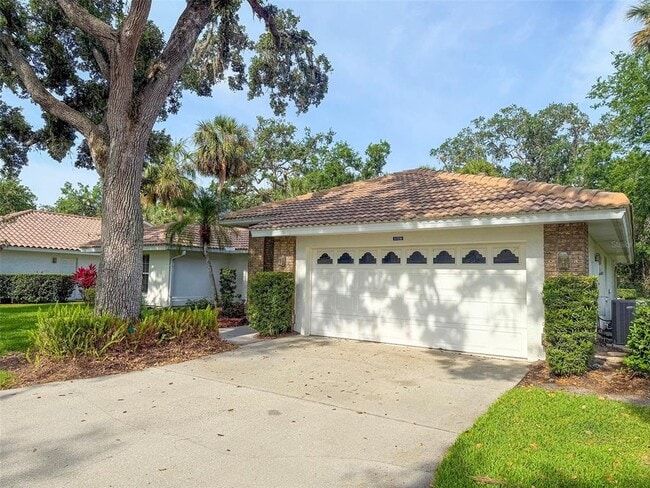 Building Photo - 5708 Garden Lakes Fern